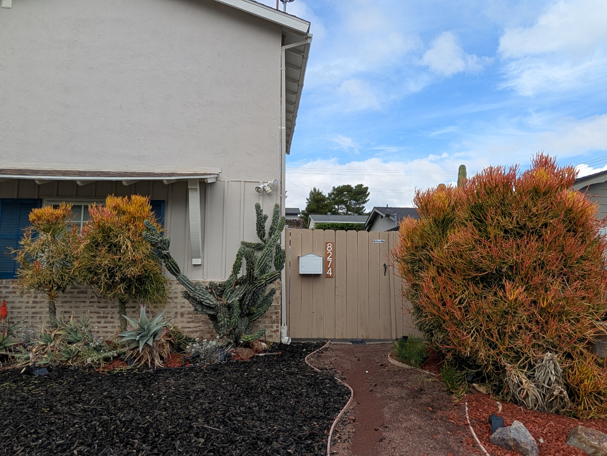 2,395 Fully Furnished, Private San Diego Studio / Utils. Incl / A/C / Balcony / In-Unit Laundry / Month-to-Month - Photo 2