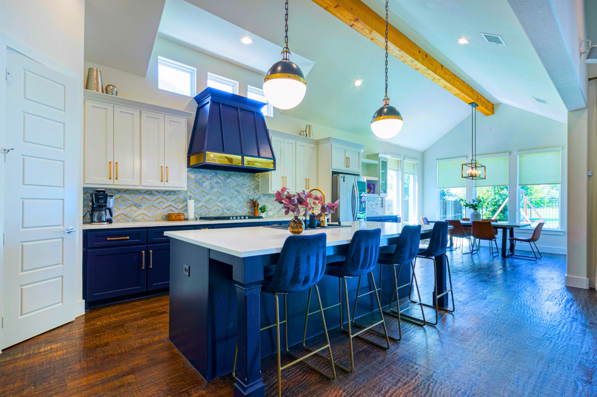 Luxe 4BR w/ Office, EV, Playset in Mckinney - Photo 3