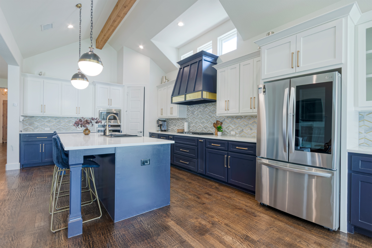 Luxe 4BR w/ Office, EV, Playset in Mckinney - Photo 12
