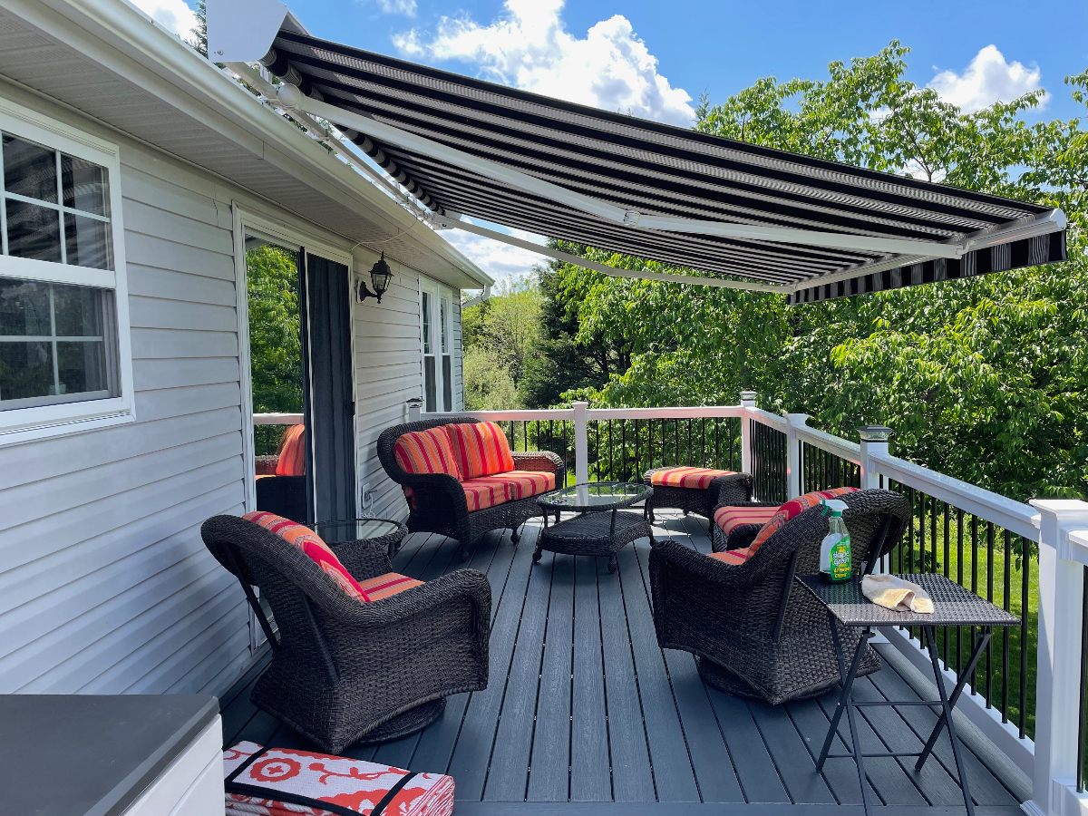 Quiet, Private Furnished  Basement Suite with Sunset and Nature Views - Photo 3