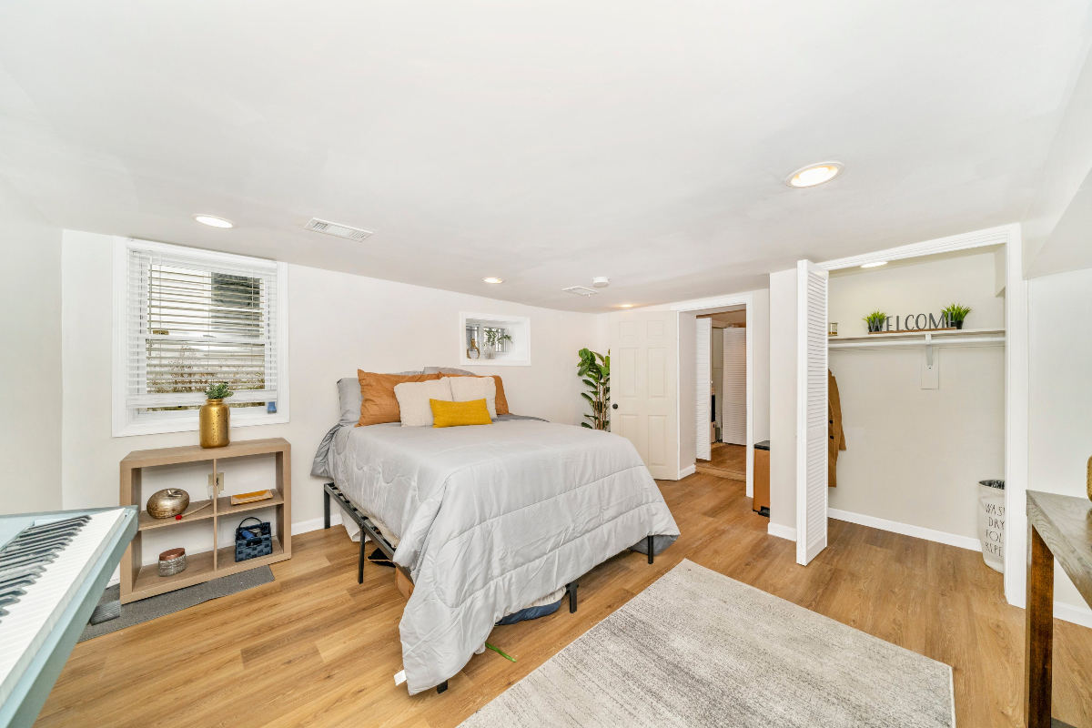 Historic, Relaxing, Peaceful space with access to the DMV - Photo 2