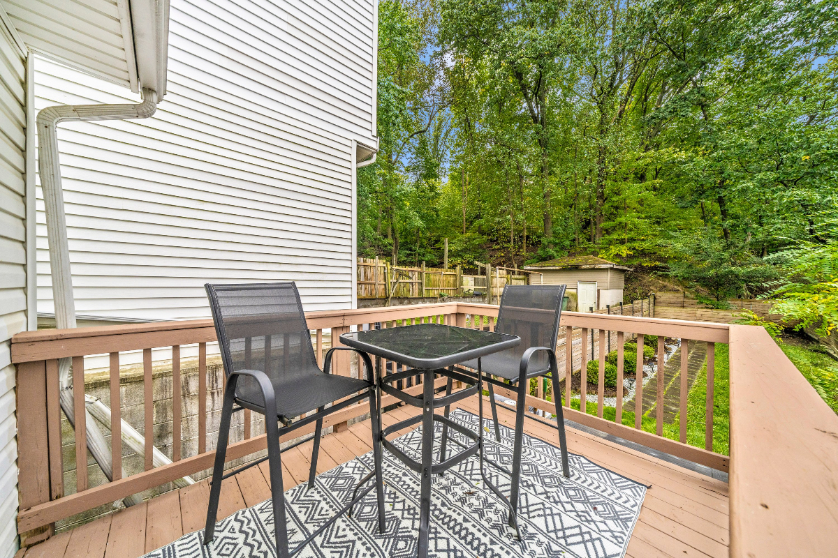 Historic, Relaxing, Peaceful space with access to the DMV - Photo 8