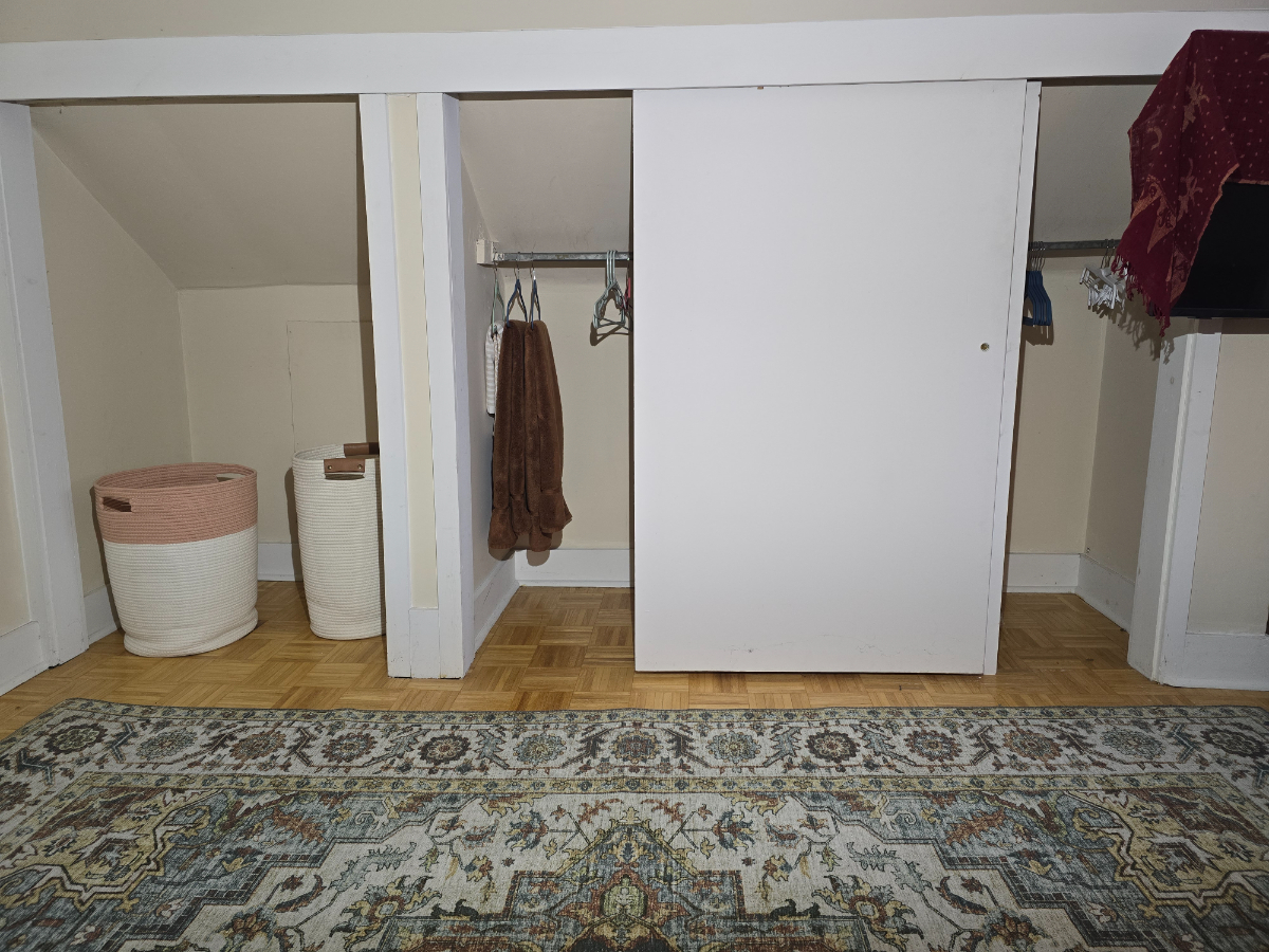 Bright Room with Private Bath and Backyard Deck Near SUNY Albany - Photo 6