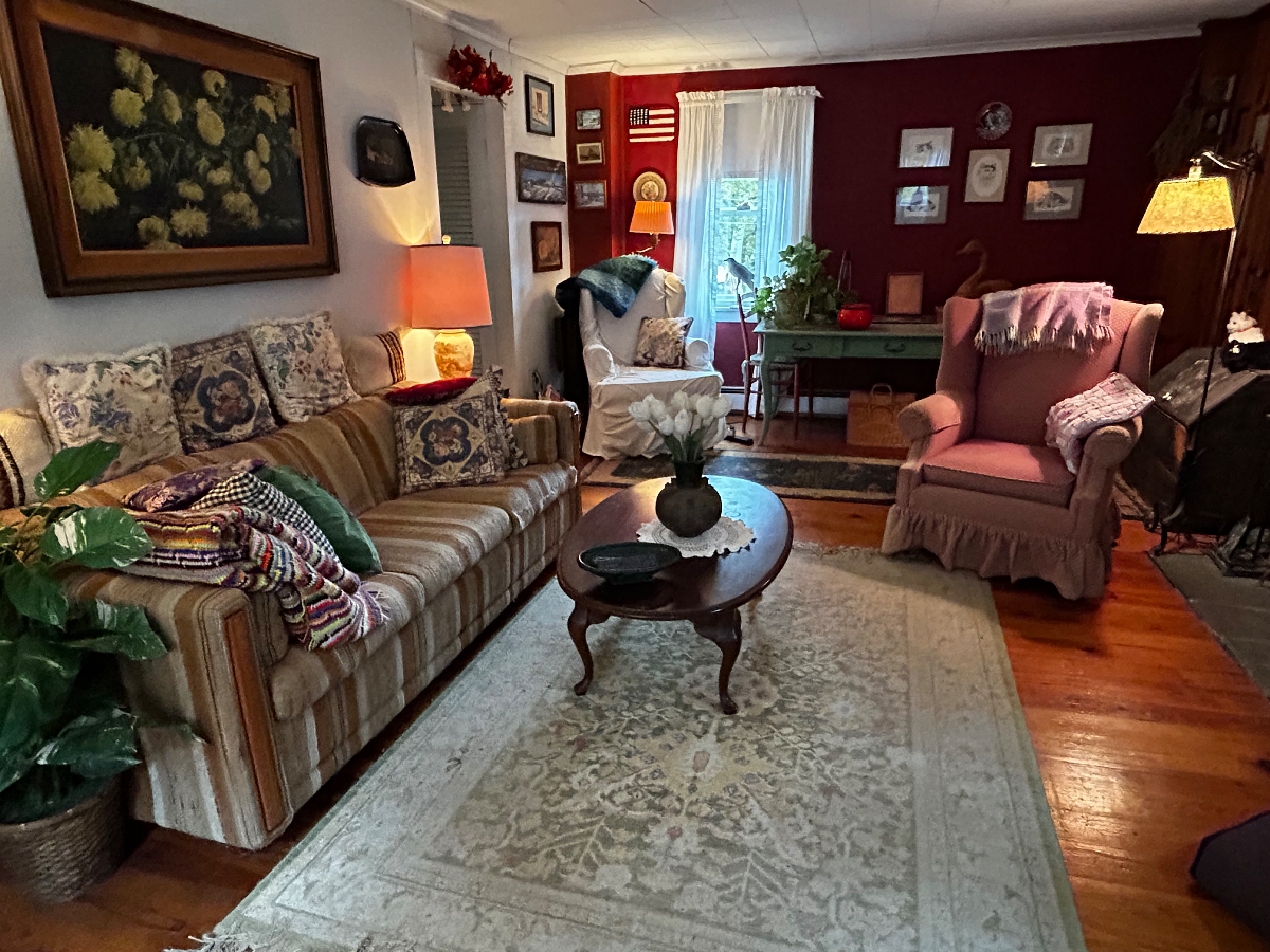Charming Historic Home Sleeps 6, Near Bennington Hospitals - Photo 4