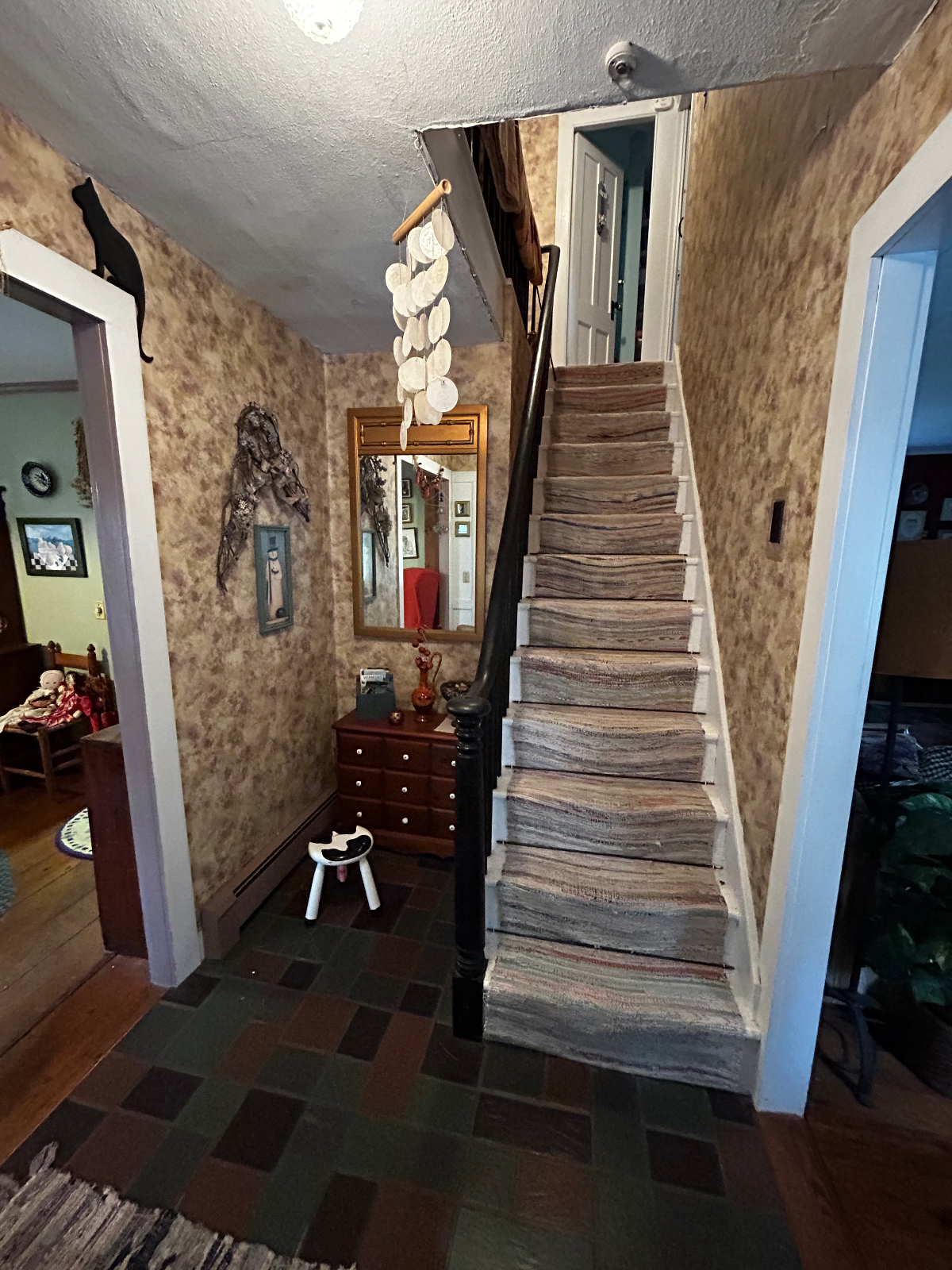 Charming Historic Home Sleeps 6, Near Bennington Hospitals - Photo 3