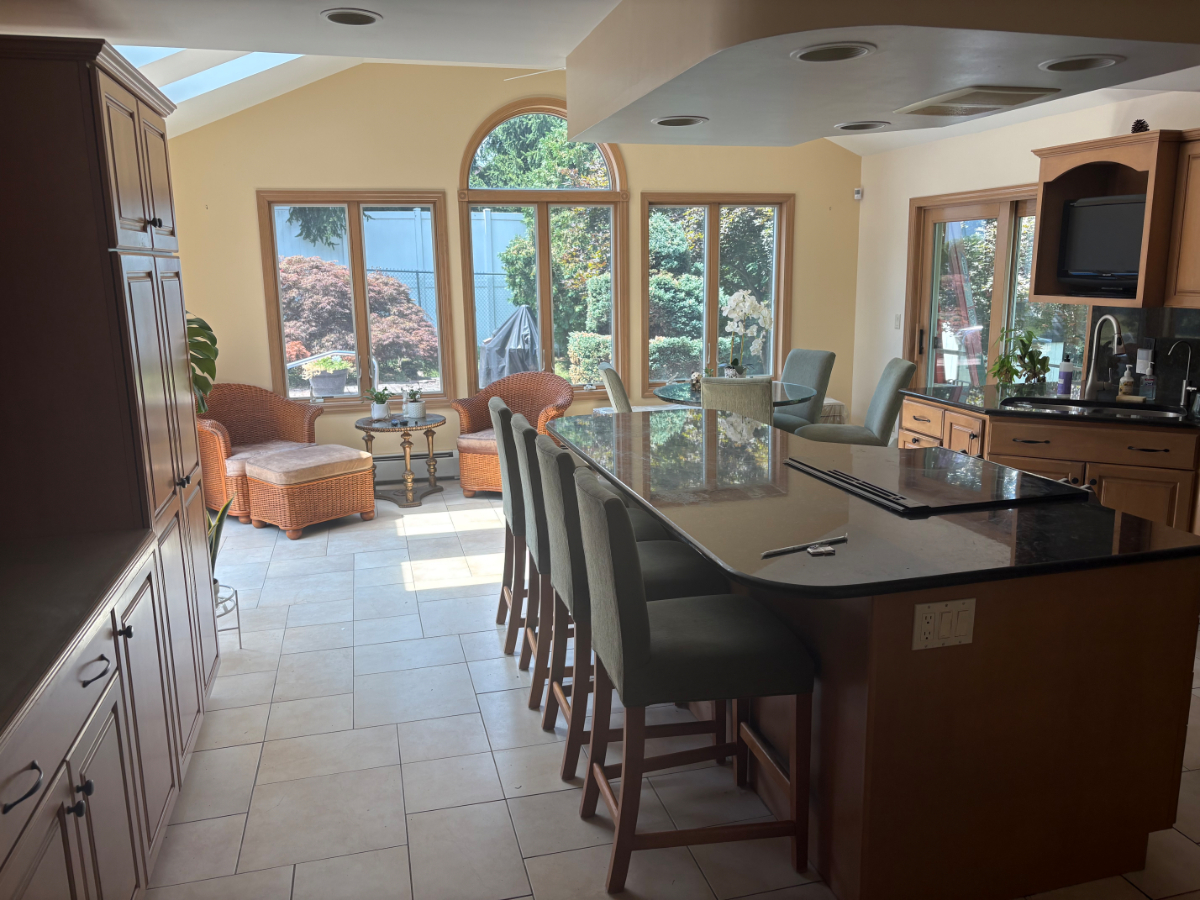 Comfortable Furnished Home With Pool Near Major Highways - Photo 1