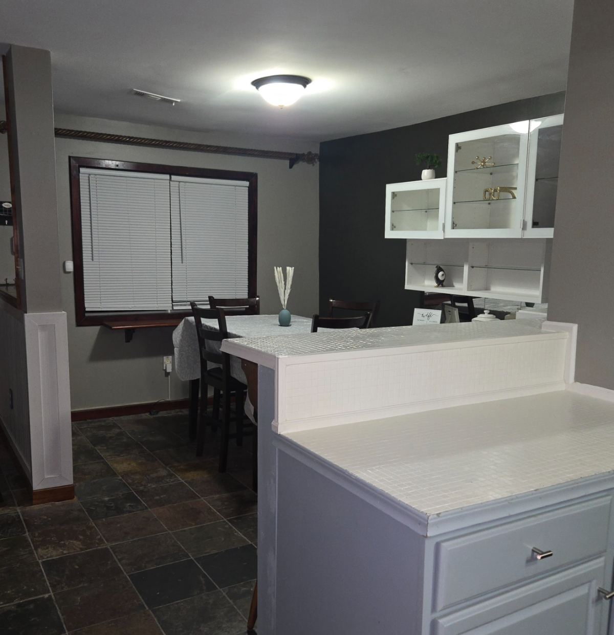 Twin Room With Smart TV - 1 - Photo 12