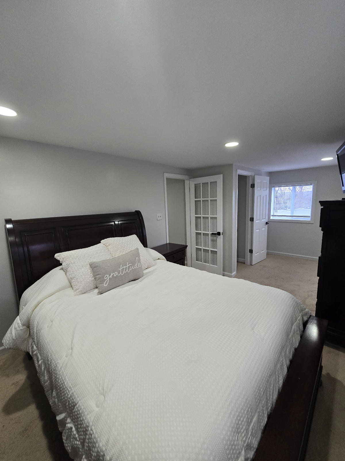 Twin Room With Smart TV - 1 - Photo 1