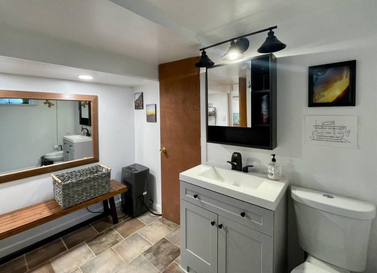 1BR Garden Apartment w/ Private Garden & Patio Utilities Included - Photo 6