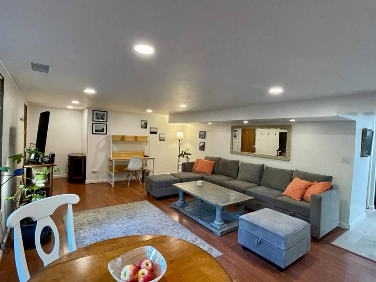 1BR Garden Apartment w/ Private Garden & Patio Utilities Included - Photo 1