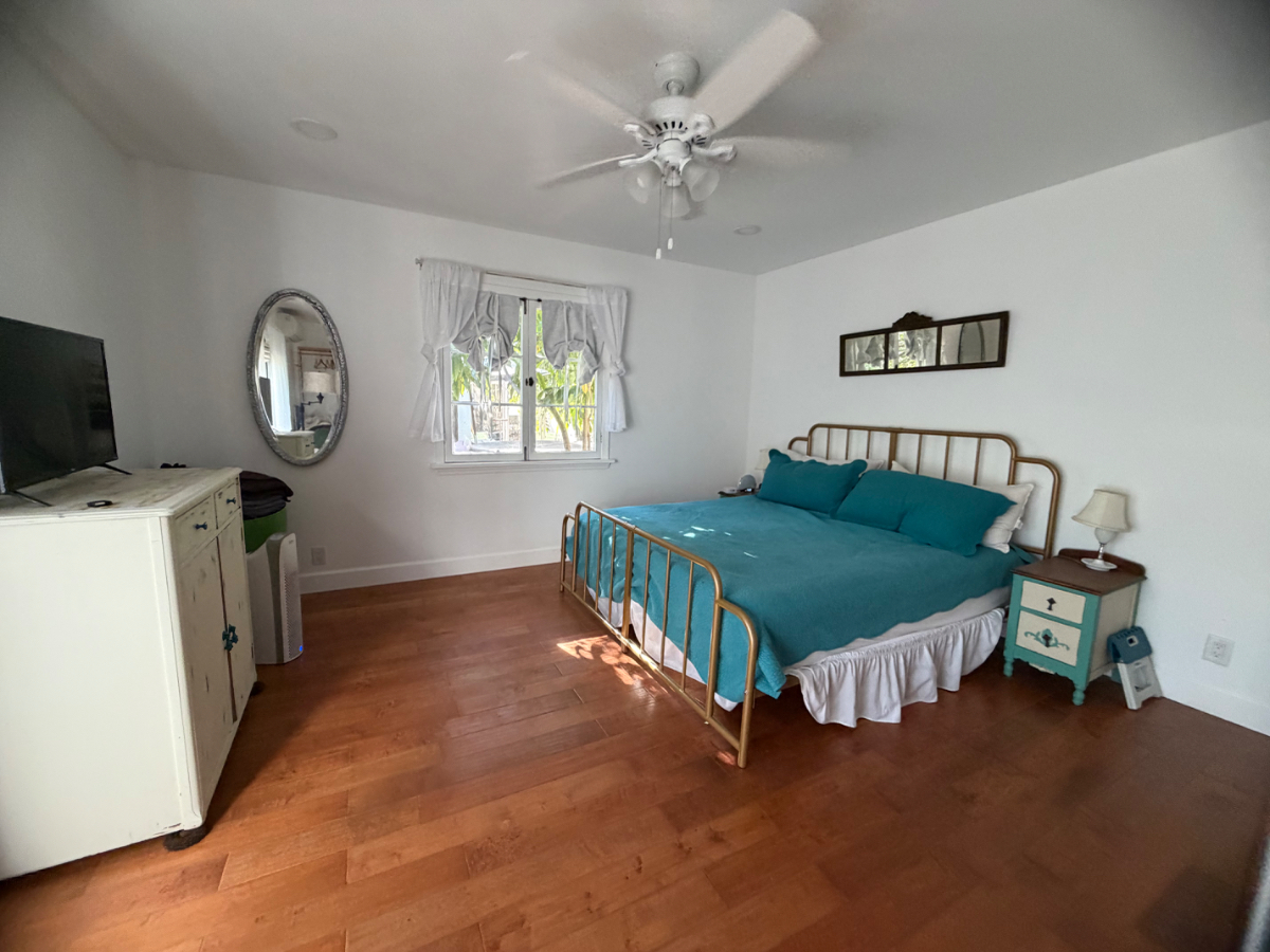 Garden Studio in mid-City Los Angeles - Photo 3
