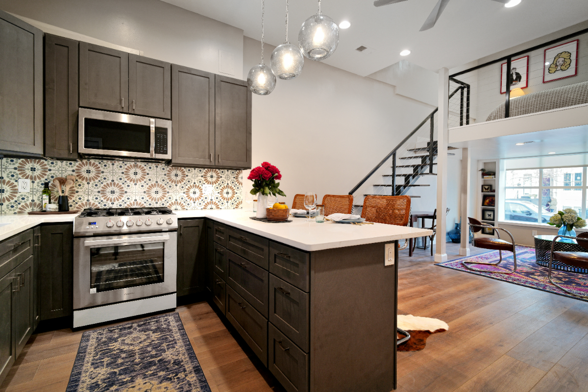 Executive suite on Capitol Hill - Photo 5