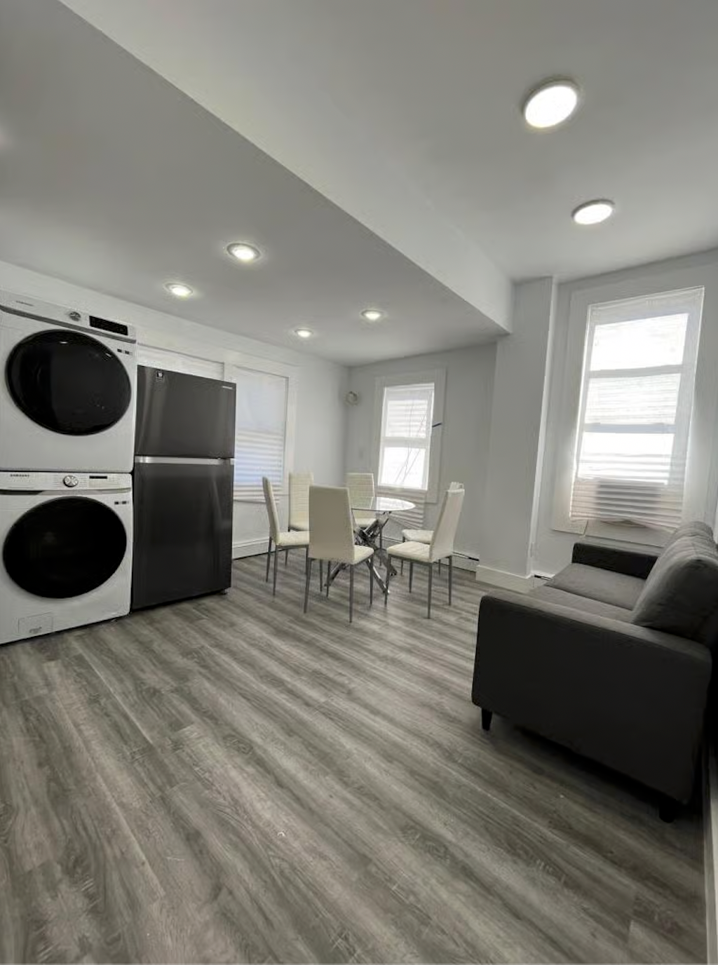 Fresh and Newly Redone House - Photo 2