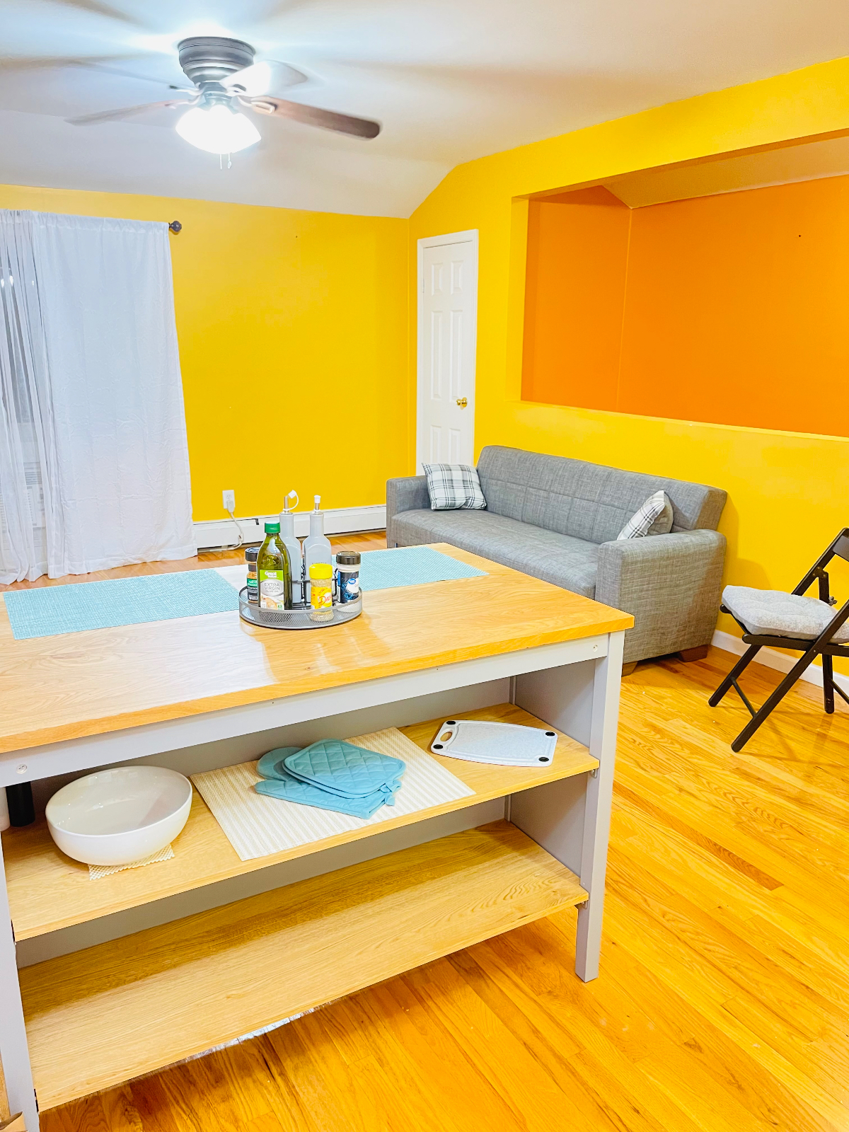 Bright & Fully Furnished 2BR Apartment in Springfield Gardens, Queens - Ideal for Travel Professiona - Photo 3