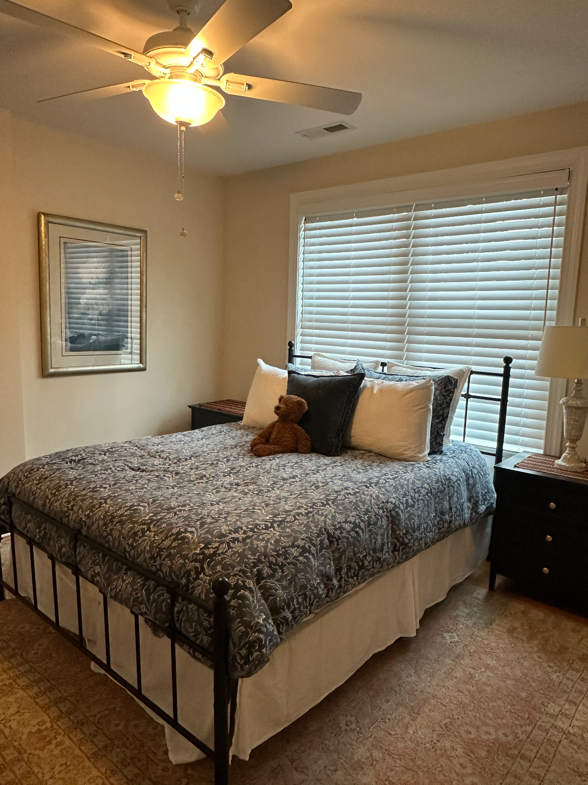 Bright & Charming 3BR Home in Black Mountain - Walk to Downtown & Lake Tomahawk - Photo 5