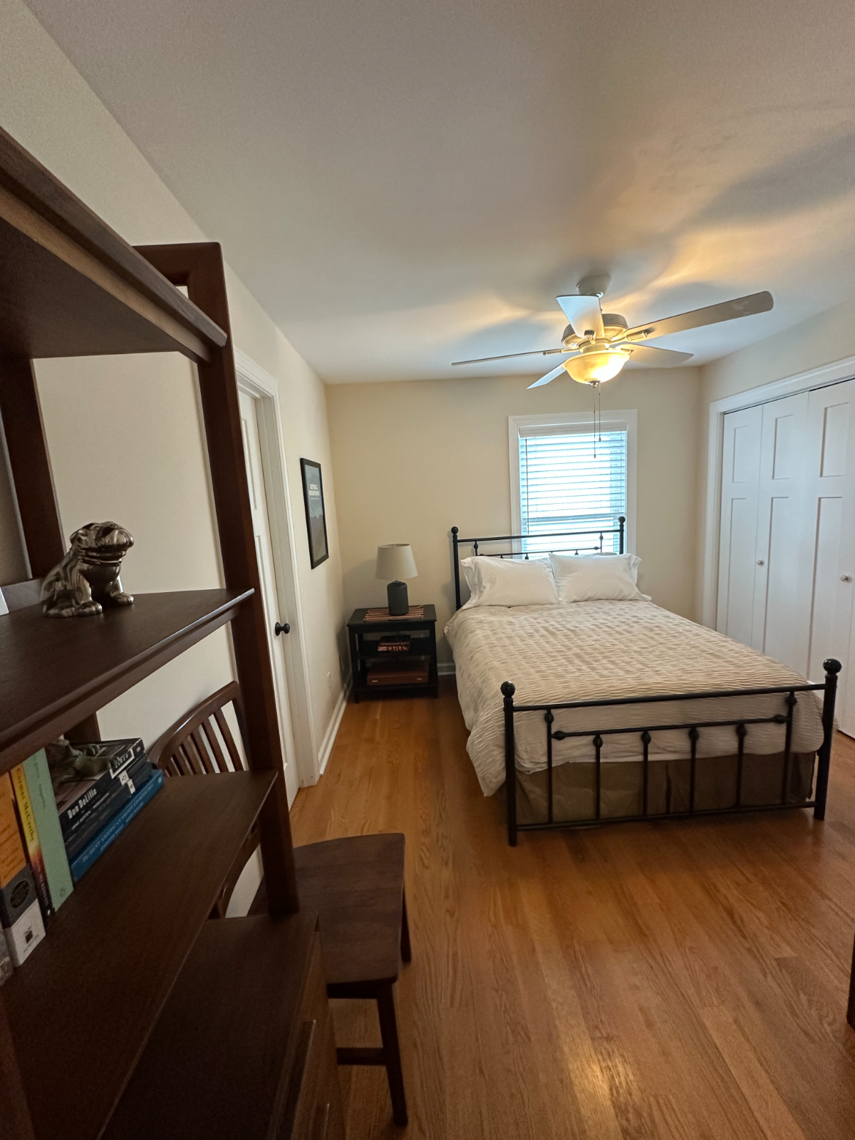Bright & Charming 3BR Home in Black Mountain - Walk to Downtown & Lake Tomahawk - Photo 7