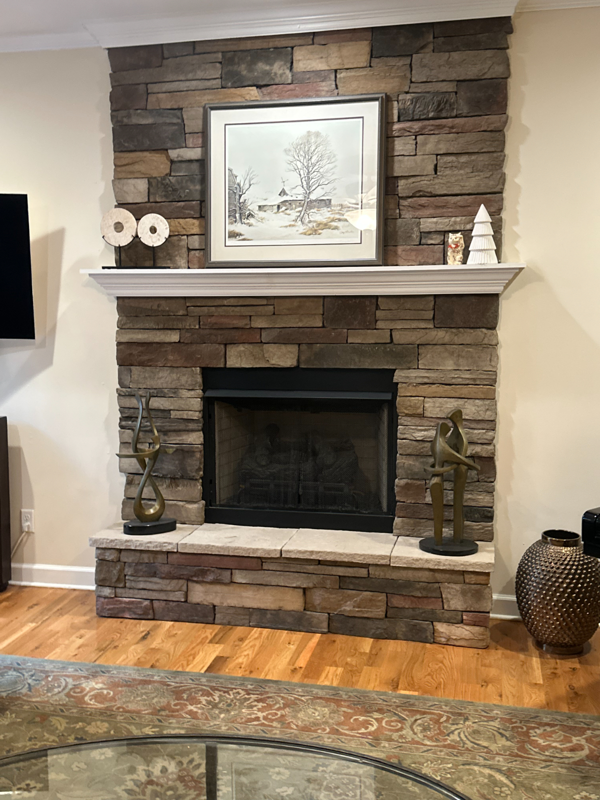 Bright & Charming 3BR Home in Black Mountain - Walk to Downtown & Lake Tomahawk - Photo 3