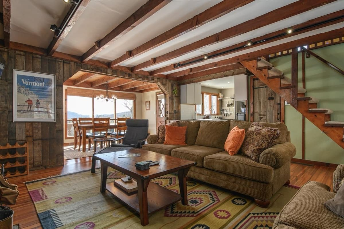 Peaceful Furnished Mountain Home With Space To Work, Relax, And Recharge - Photo 6
