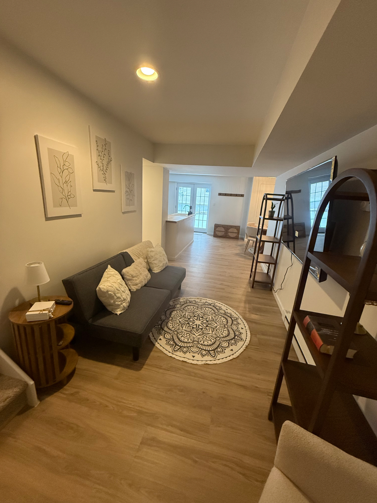 Bright Above-Ground Basement Apartment with Modern Comforts and Easy Commuting - Photo 6