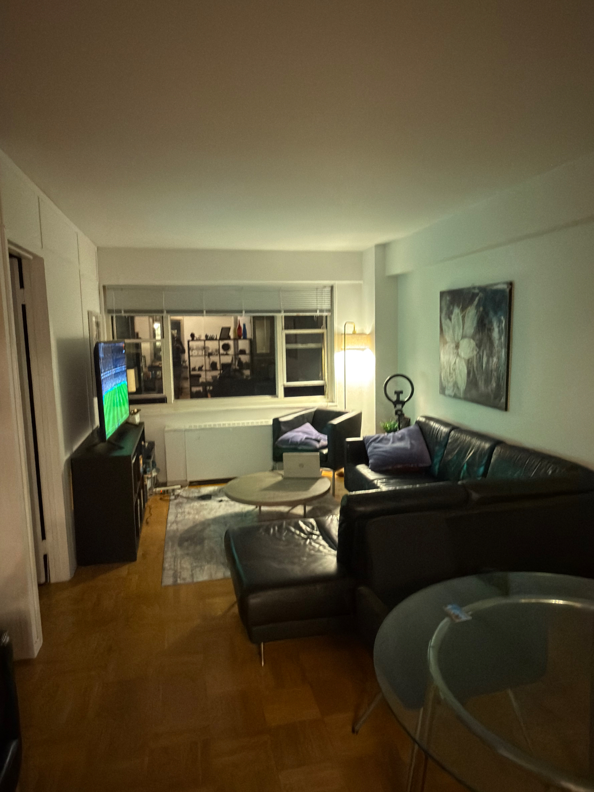 Furnished Room in Midtown - Photo 4