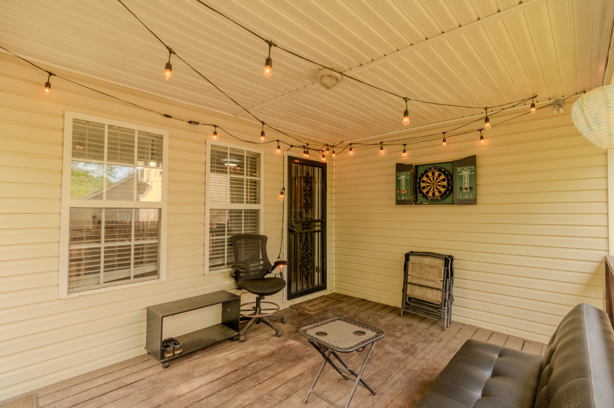 Nashville 3BR Fully Furnished Mid-Term Rental - Convenient Access to Hospitals, Downtown & Business  - Photo 7