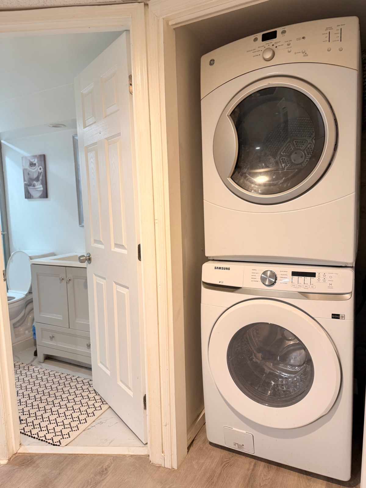 Furnished 1BR near Union Market | Parking + W/D - Photo 1
