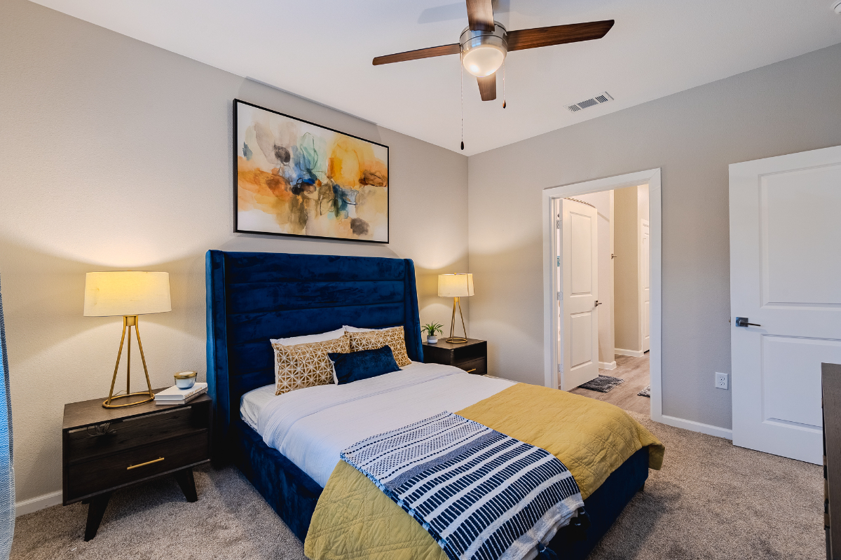 Luxury 1BR in Gated Community - Work & Relocate - Photo 2