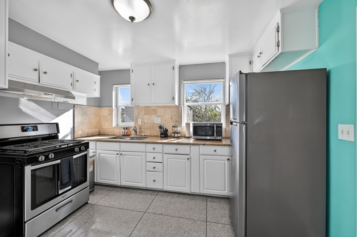 3&3 Remodel/Sleeps 12/Firepit/BBQ/10-15 min to Zoo & DT - Photo 6