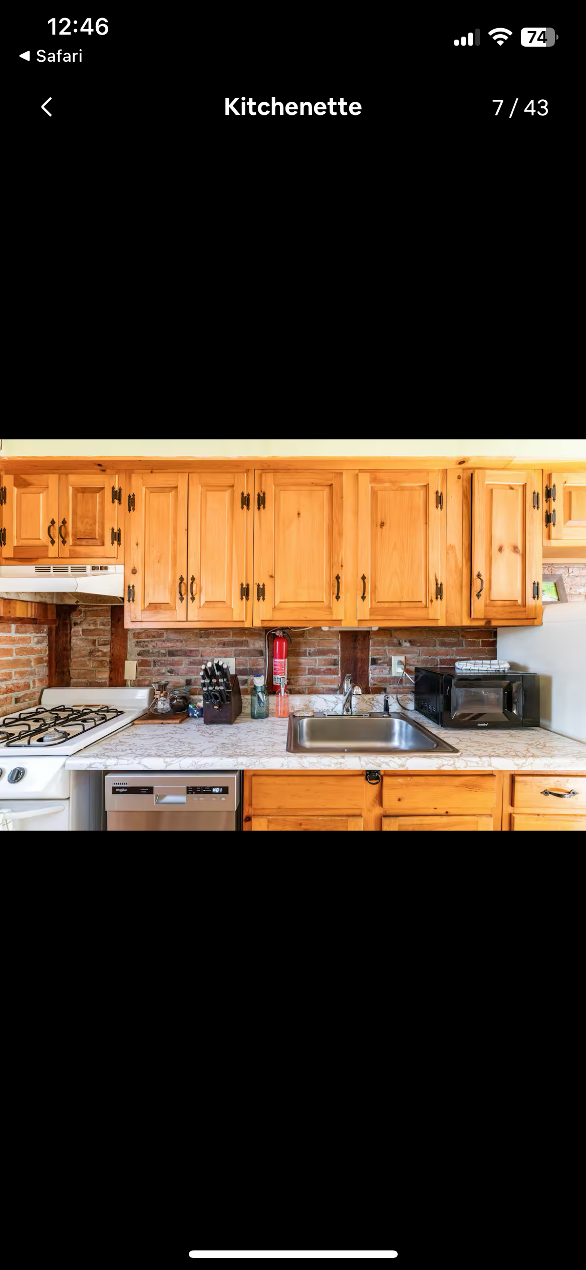 Waterfront apartment in historic farmhouse. - Photo 7