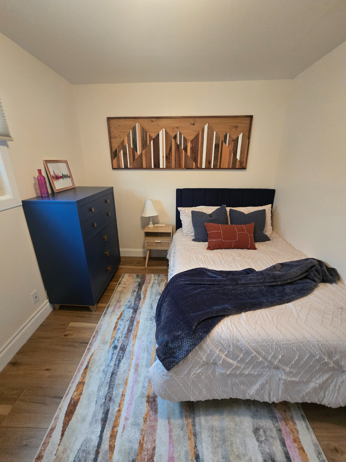 Two-bedroom House close to Hospitals - Photo 10