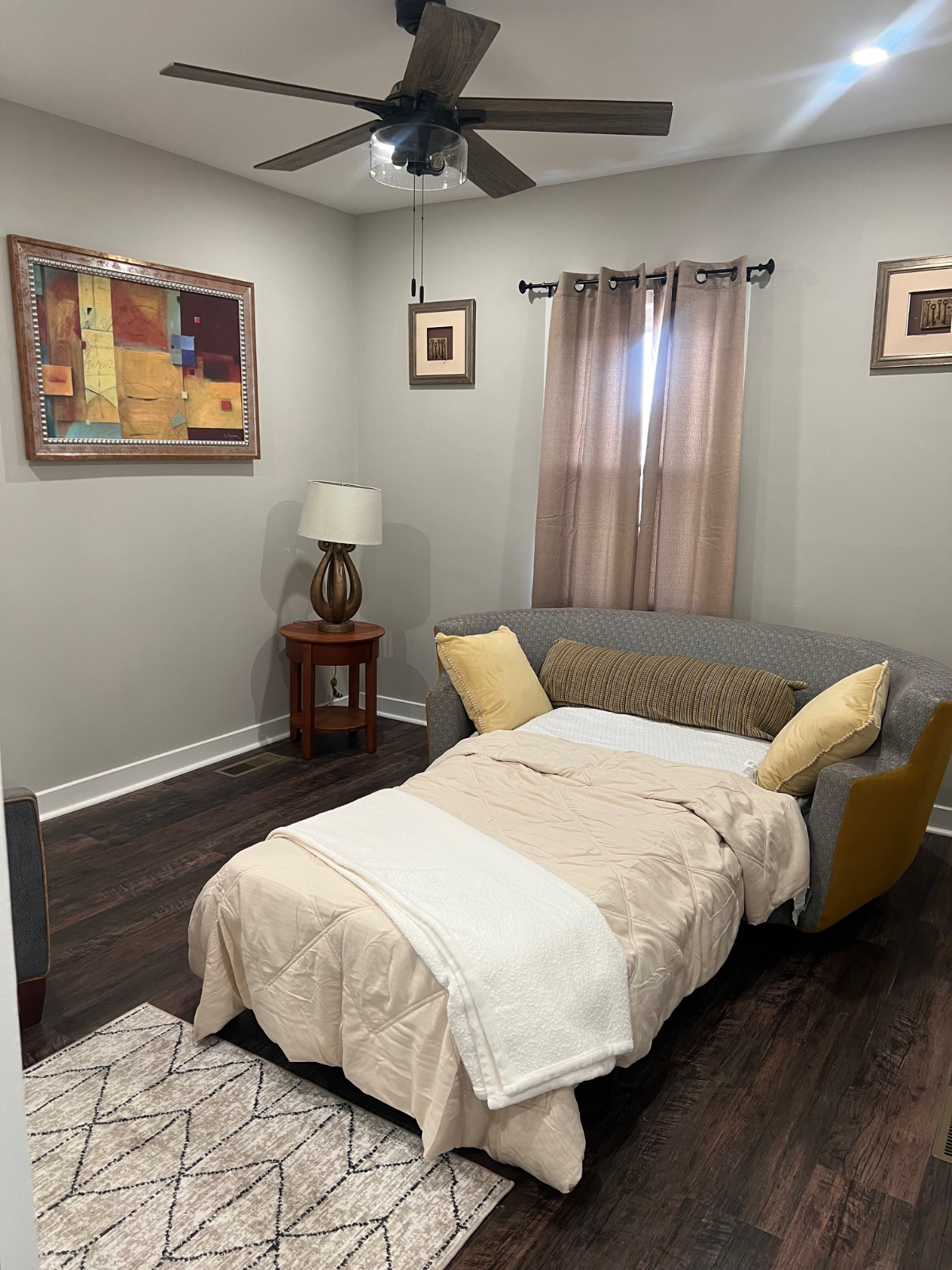 4BR Furnished Home, PRIVATE GARAGE PARKING, Utilities Included, Near Metro stations - Photo 7