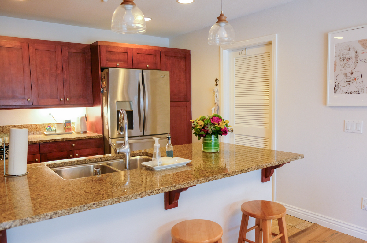 2BR Furnished Point Loma Townhome, Gated Community, Pool & Spa, 2-Car Garage - Photo 3