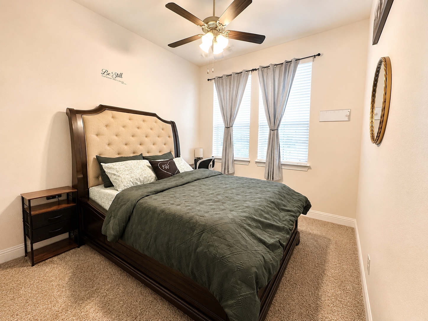 Premium Furnished Accommodation for Extended Professional Stays. - Photo 2