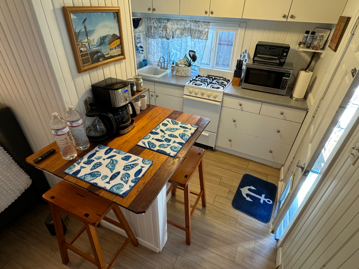Sunset Surf Shack - Photo 6