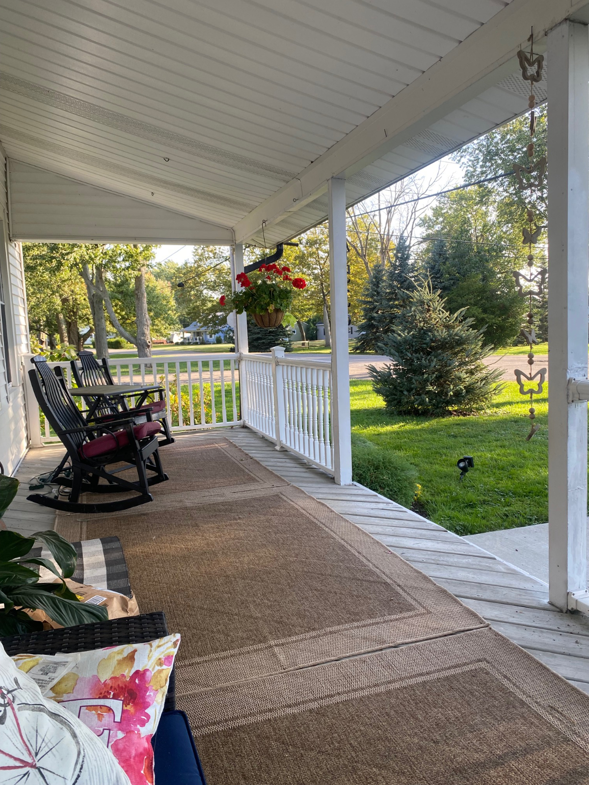 Windover-on-the-Lake, relaxing, quiet community, close to everything - Photo 2