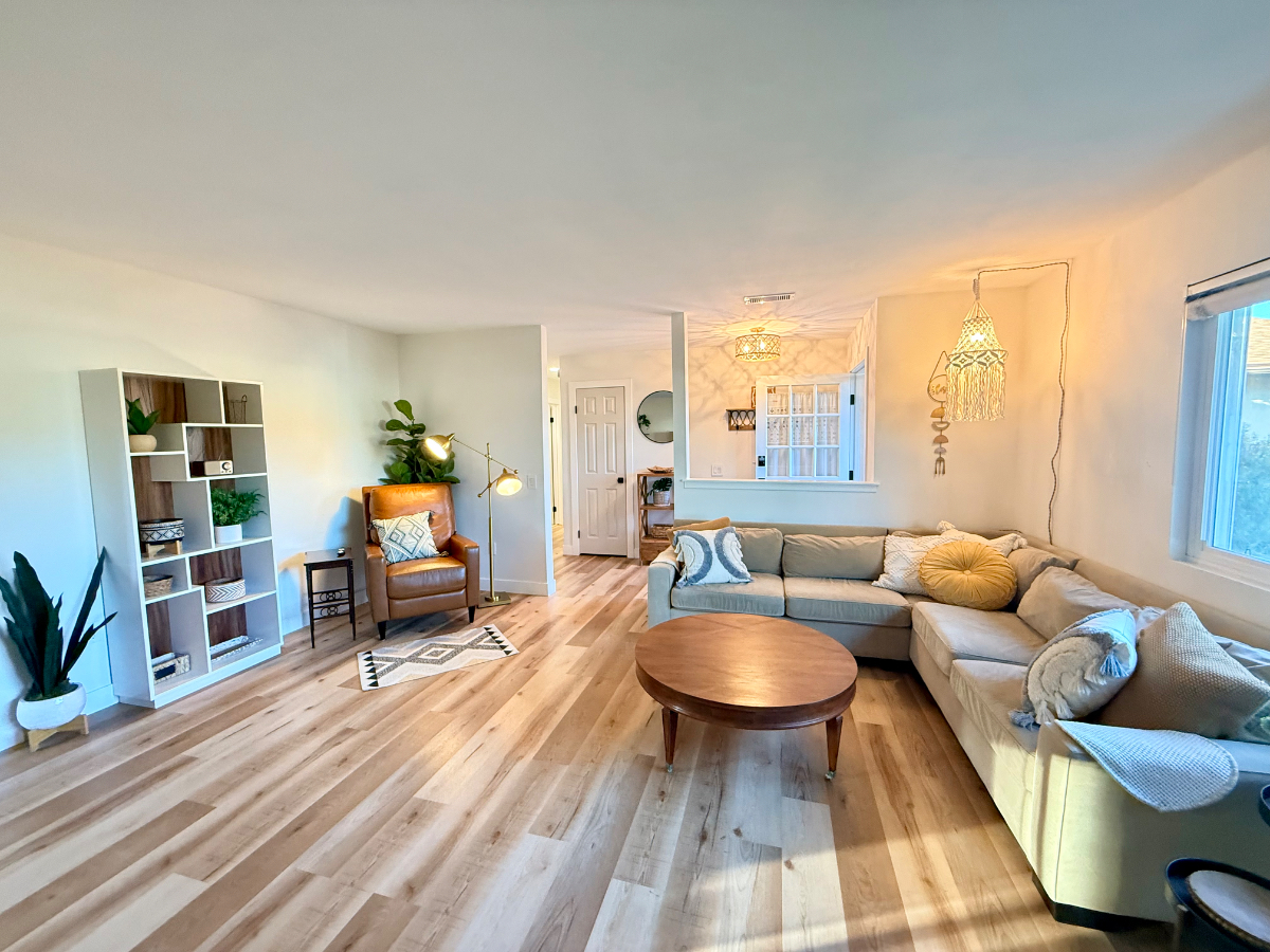 Quiet Furnished 3BR Near Tri-City Hospital, Fast WiFi, Blackout Curtains, Pet Friendly, Fenced Yard - Photo 4
