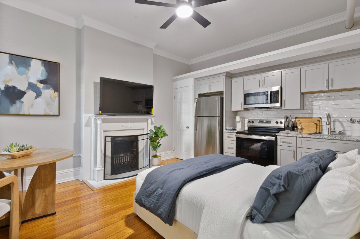 1024 W Franklin Street - Apt 1