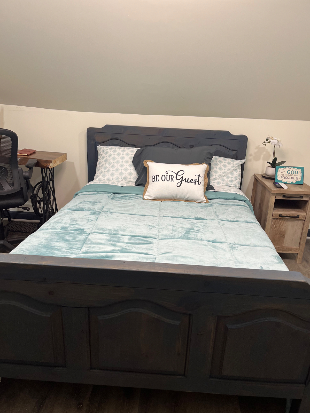 Lower Suite - Photo 1