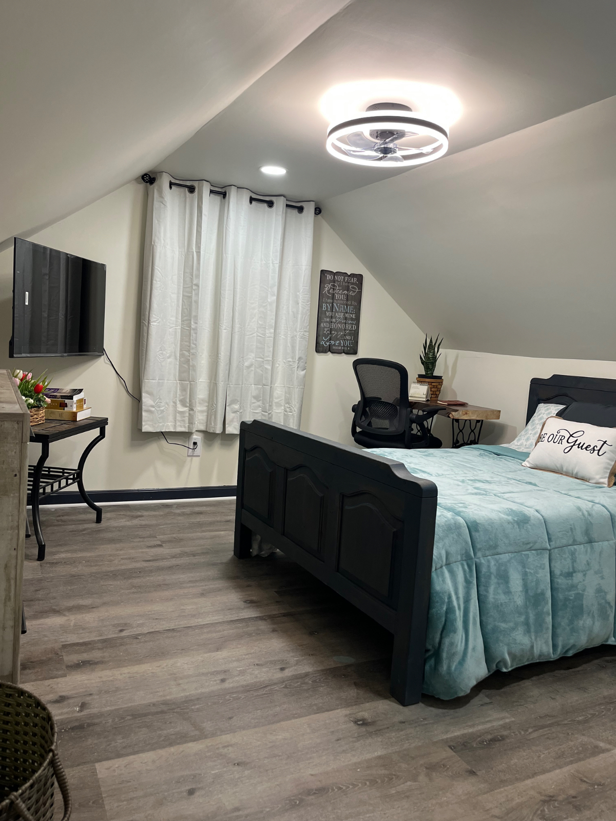 Lower Suite - Photo 7