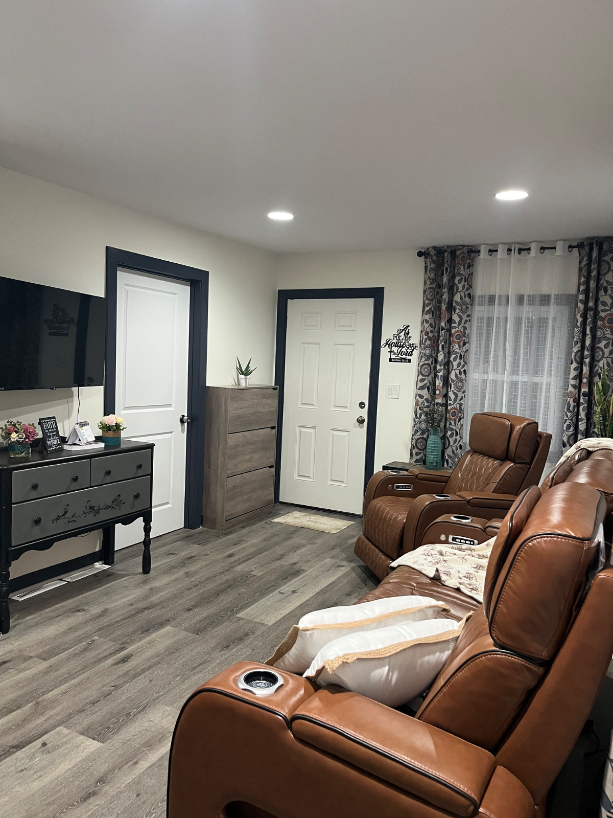 Lower Suite - Photo 3