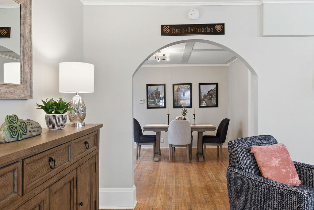 219 Emerson Avenue (Tipp Hill) - Short Term Rental - 2 Bed and 1 Bath - Fully Furnished Apartment - Photo 4