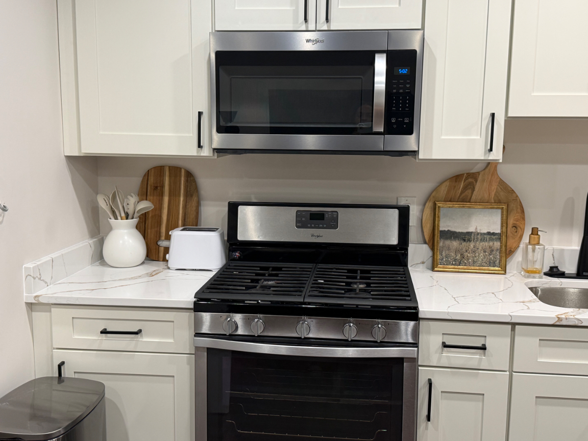 Cozy DC Condo Minutes Away from Historic Neighborhoods - Photo 7