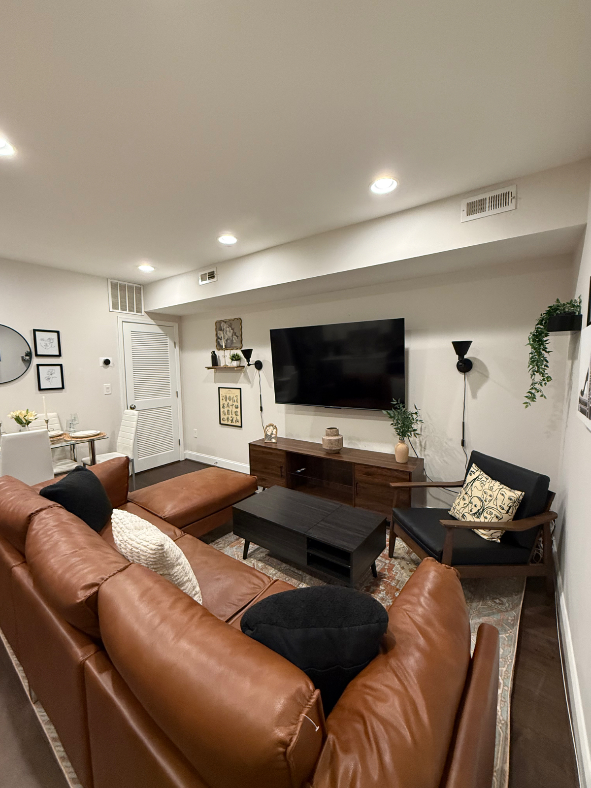Cozy DC Condo Minutes Away from Historic Neighborhoods - Photo 6