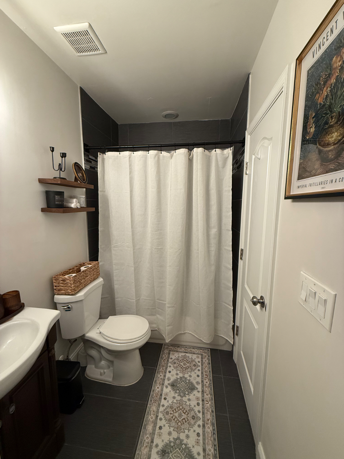 Cozy DC Condo Minutes Away from Historic Neighborhoods - Photo 10