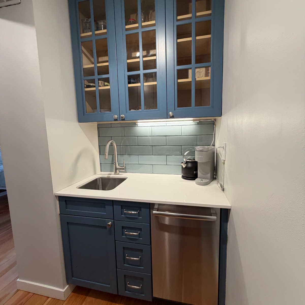 Doorman Building Fully Furnished Hells Kitchen Studio - Photo 5