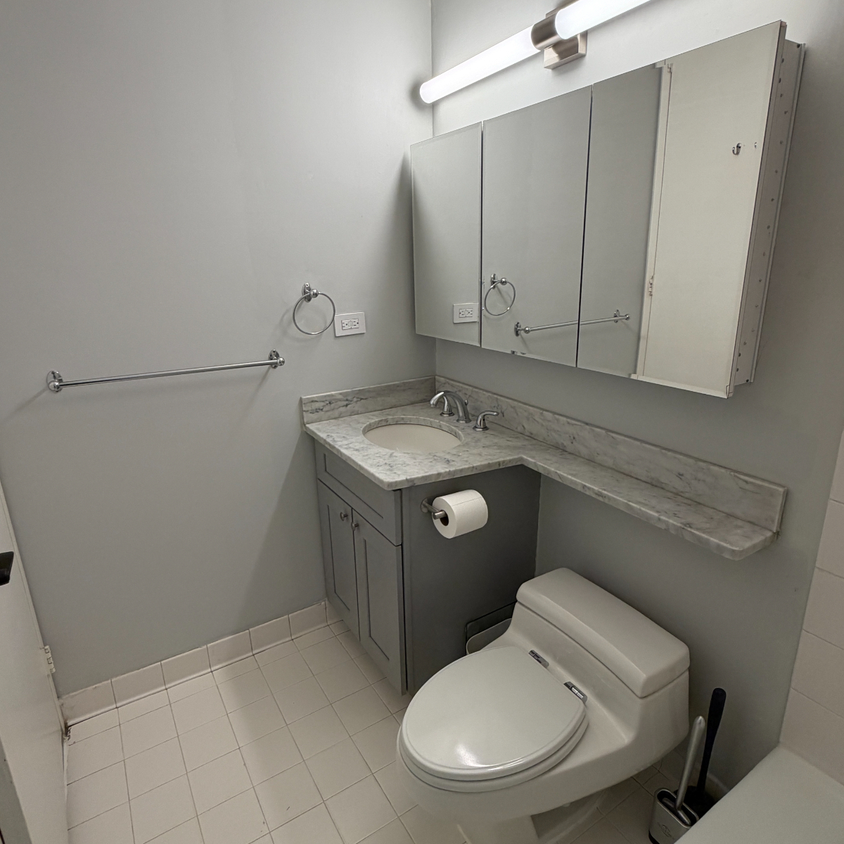 Doorman Building Fully Furnished Hells Kitchen Studio - Photo 11