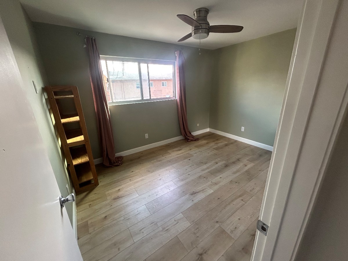 Beloved Hillcrest Condo - Photo 2