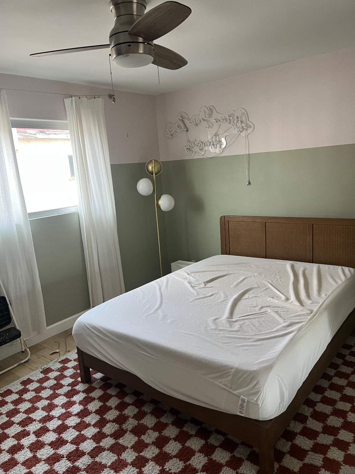 Beloved Hillcrest Condo - Photo 6