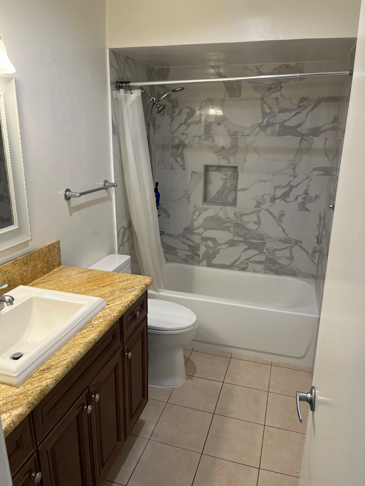 Beloved Hillcrest Condo - Photo 5