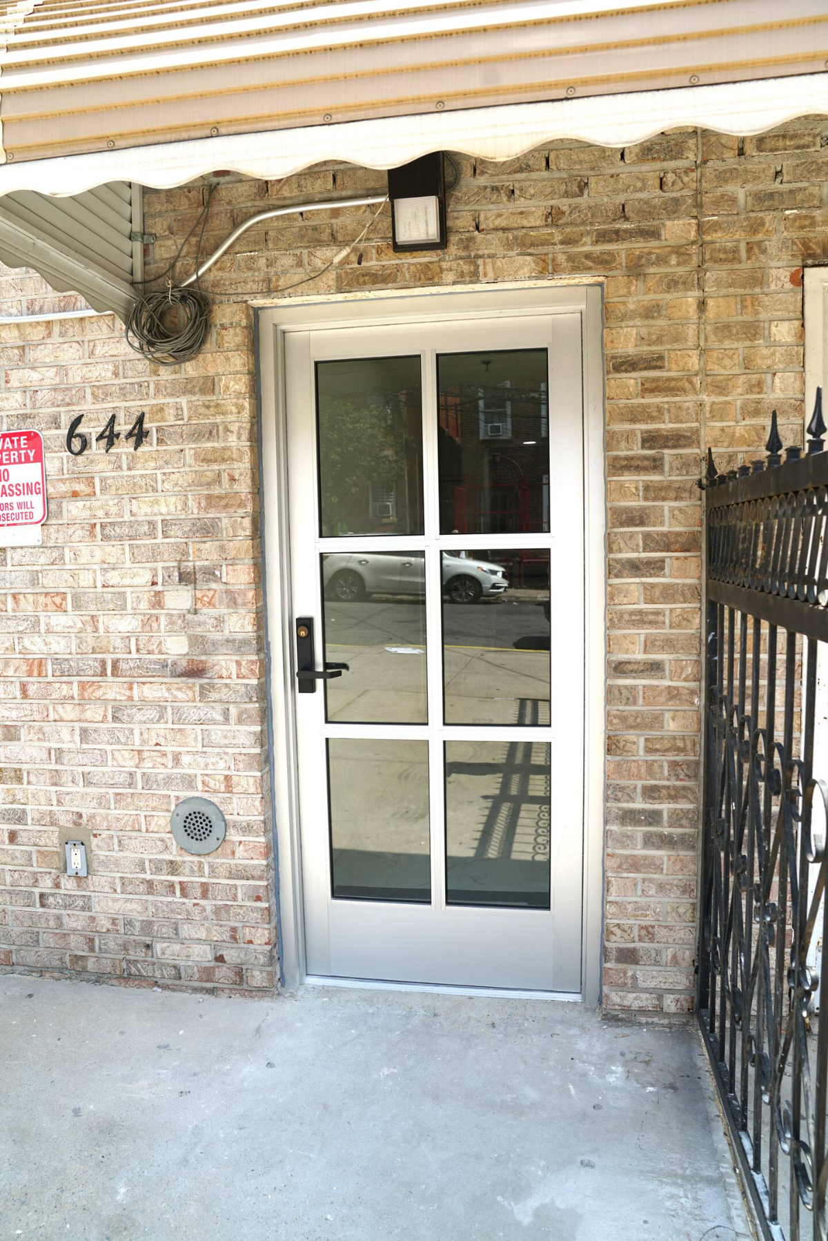 newly renovated fully Furnished 3BR 2bath... - Photo 1
